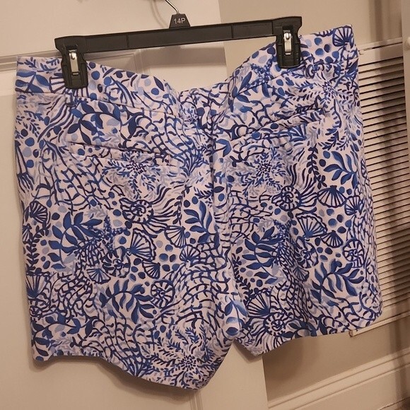 Lilly Pulitzer Callahan Shorts Blue Seashells Size 16 - Picture 7 of 7